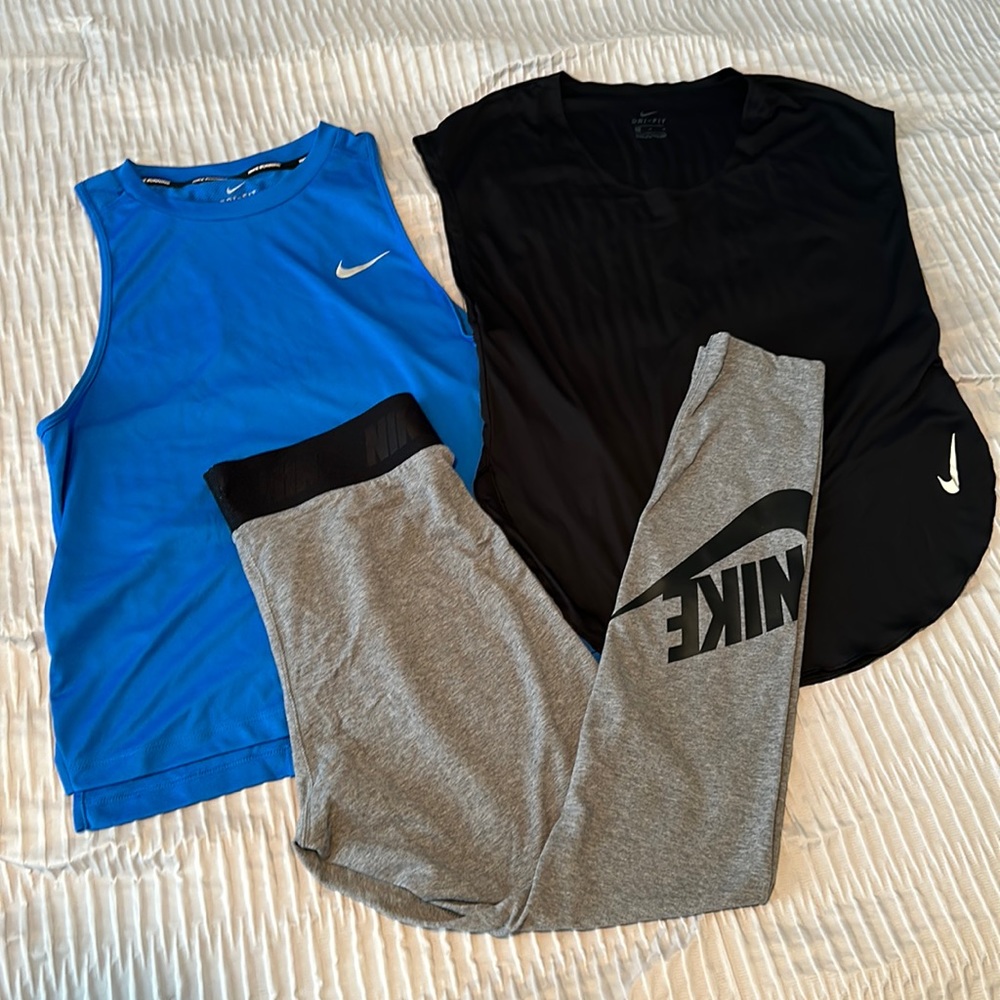 Nike Bundle- size M